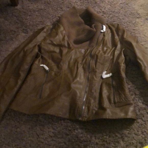 jacket - Picture 1 of 4